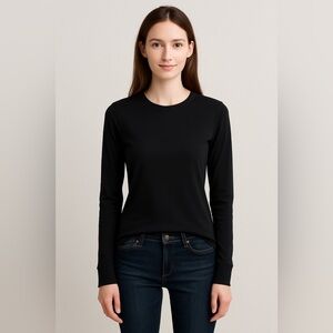 Climate Right by Cuddl Duds women’s athletic shirt. Size S.